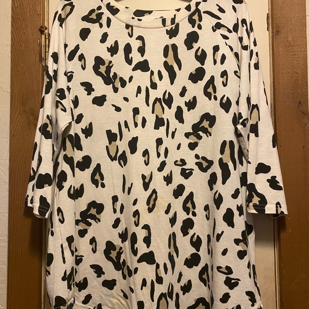 Tickled Teal Cream and Black  3/4 Sleeve Tee